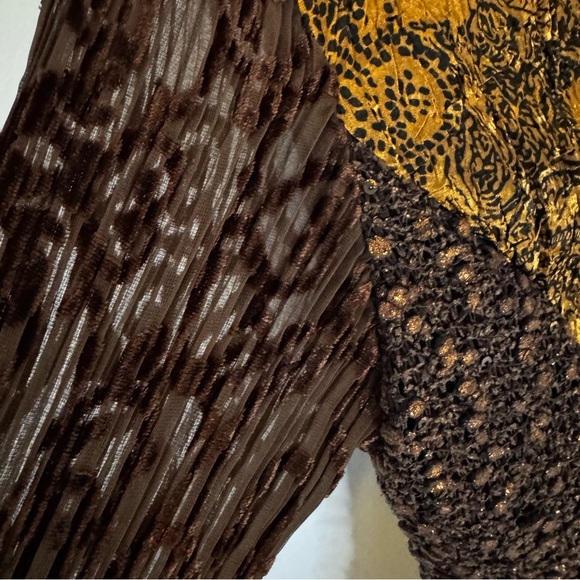 Chagall Brown Gold Crinkle Patchwork Mesh Stretch Top sheer sleeve Boho Artsy M - Picture 3 of 9